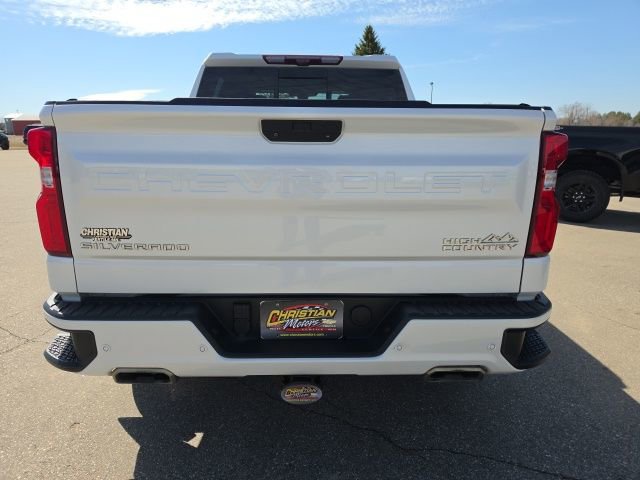 Certified 2021 Chevrolet Silverado 1500 High Country w/ Technology Package AWD/4WD image 4