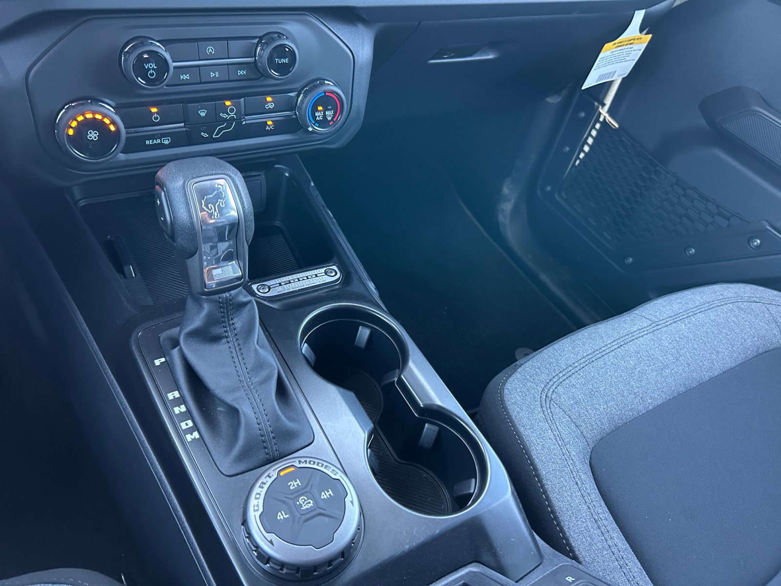 New 2025 Ford Bronco 4-Door AWD/4WD image 15