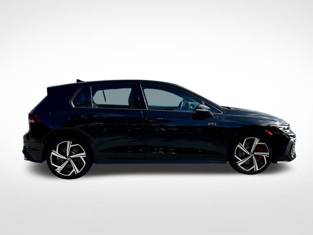 New 2026 Volkswagen GTI SE FWD image 4