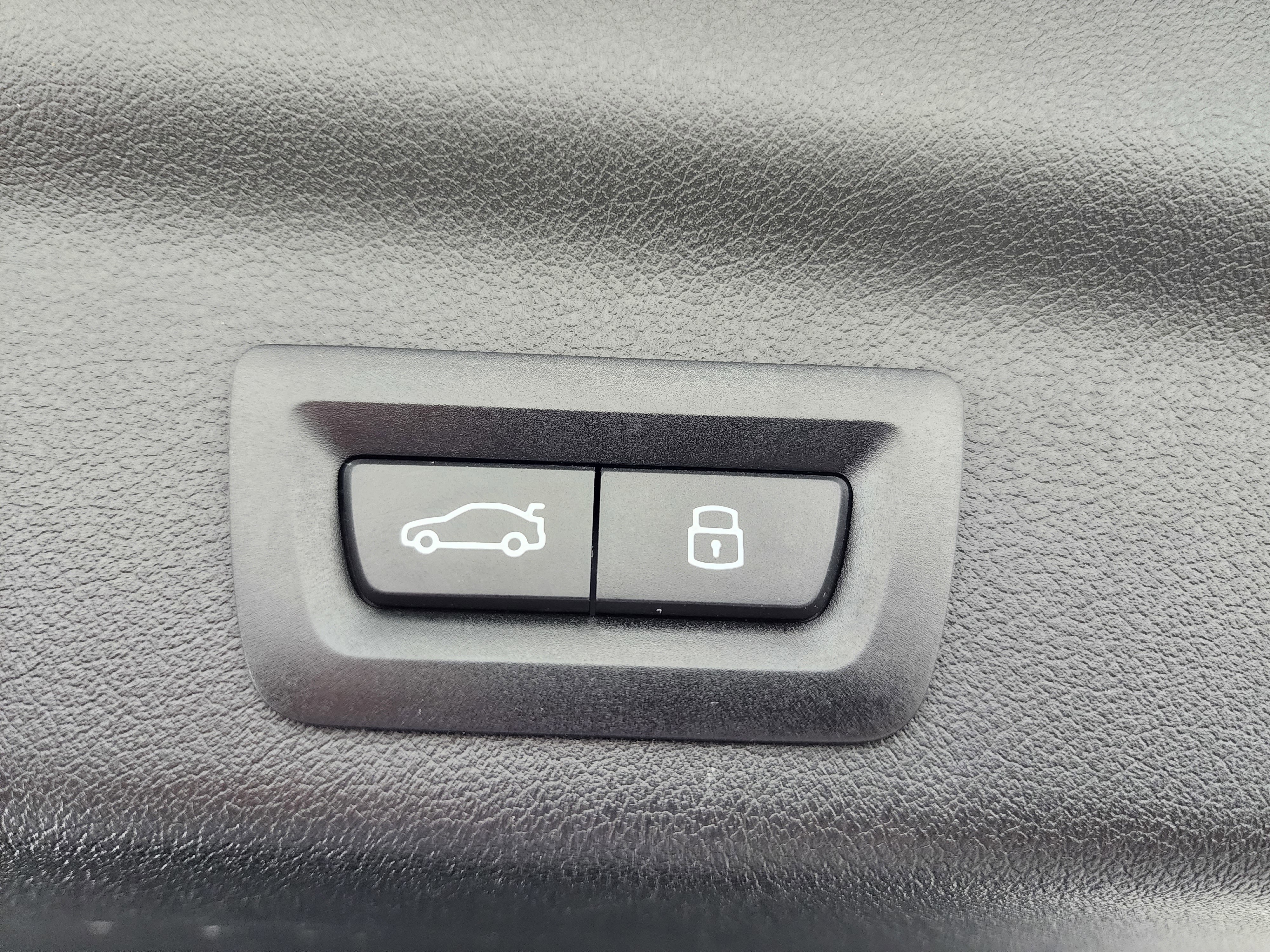 Used 2025 BMW X1 xDrive28i image 33