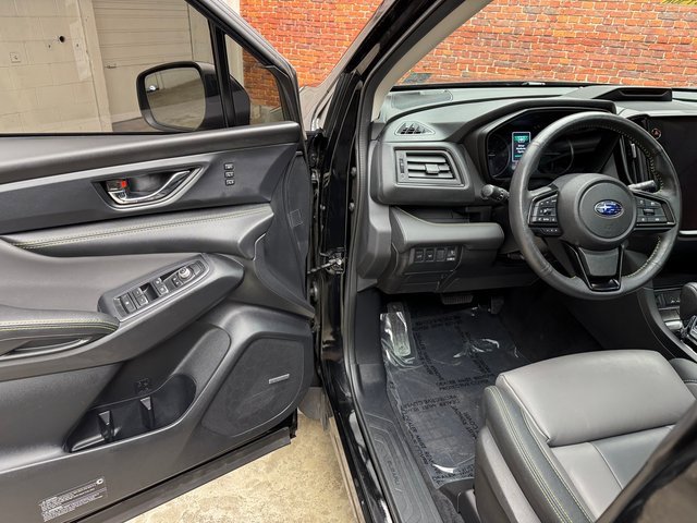 Used 2023 Subaru Ascent Onyx Edition Limited image 9