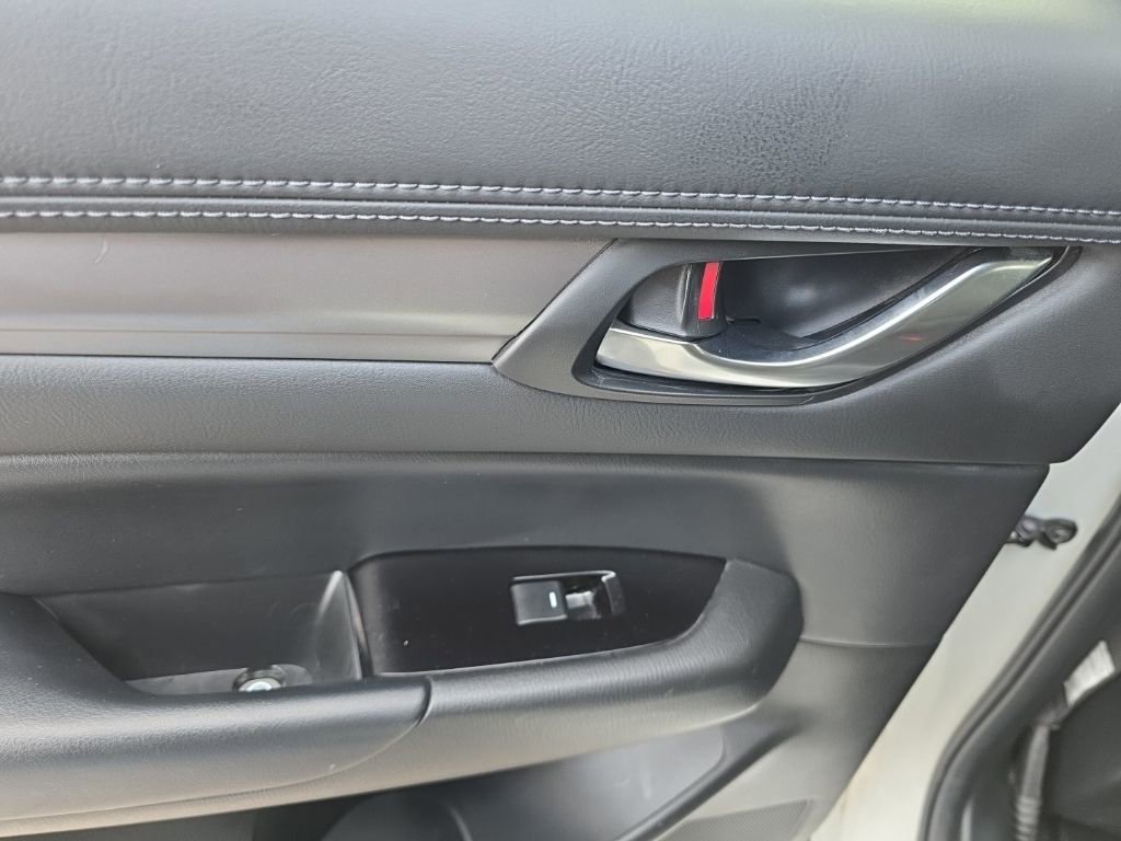 Used 2019 MAZDA CX-5 Touring image 84