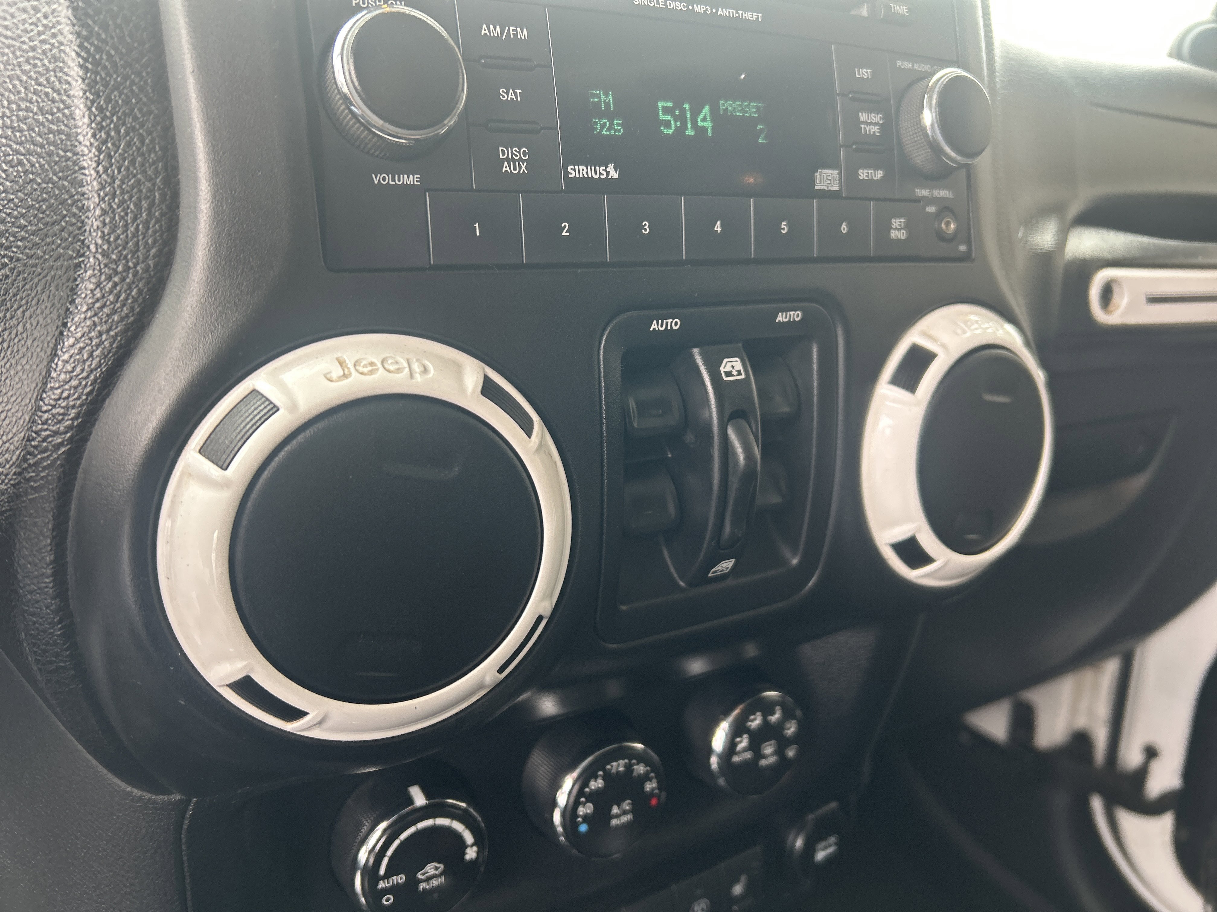 Used 2014 Jeep Wrangler Polar Edition image 18