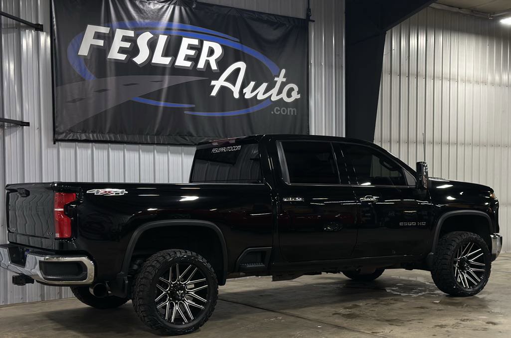 Used 2024 Chevrolet Silverado 2500 LTZ w/ LTZ Convenience Package image 29