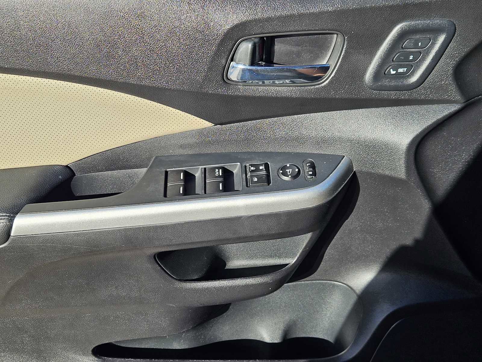 Used 2016 Honda CR-V Touring image 22