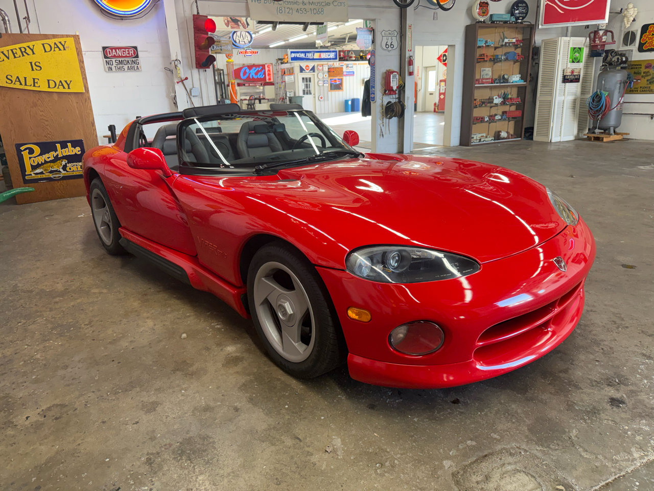 Used 1993 Dodge Viper RT/10 image 5