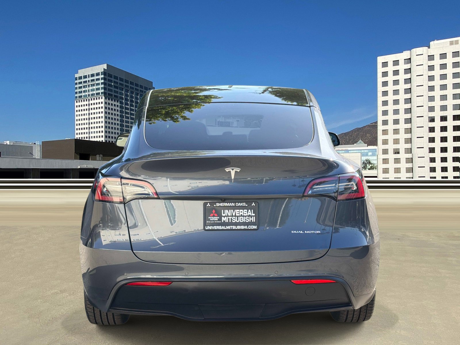 Used 2022 Tesla Model Y Long Range AWD/4WD image 4