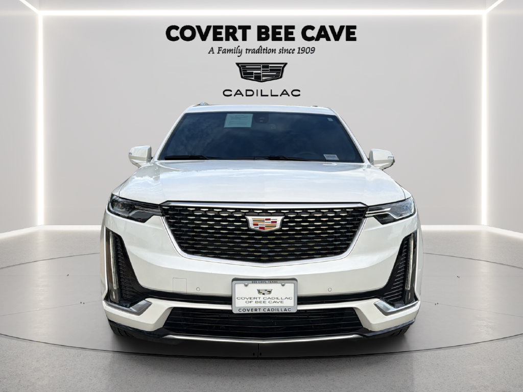 Used 2024 Cadillac XT6 Luxury FWD image 2