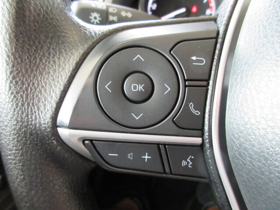 Used 2024 Toyota Camry LE image 18