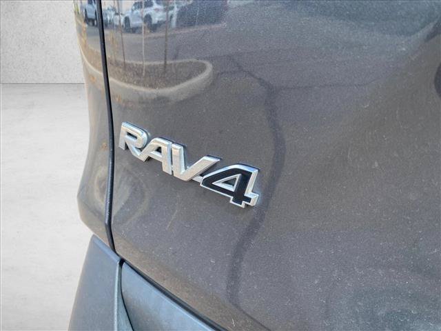 Used 2025 Toyota RAV4 LE AWD/4WD image 17