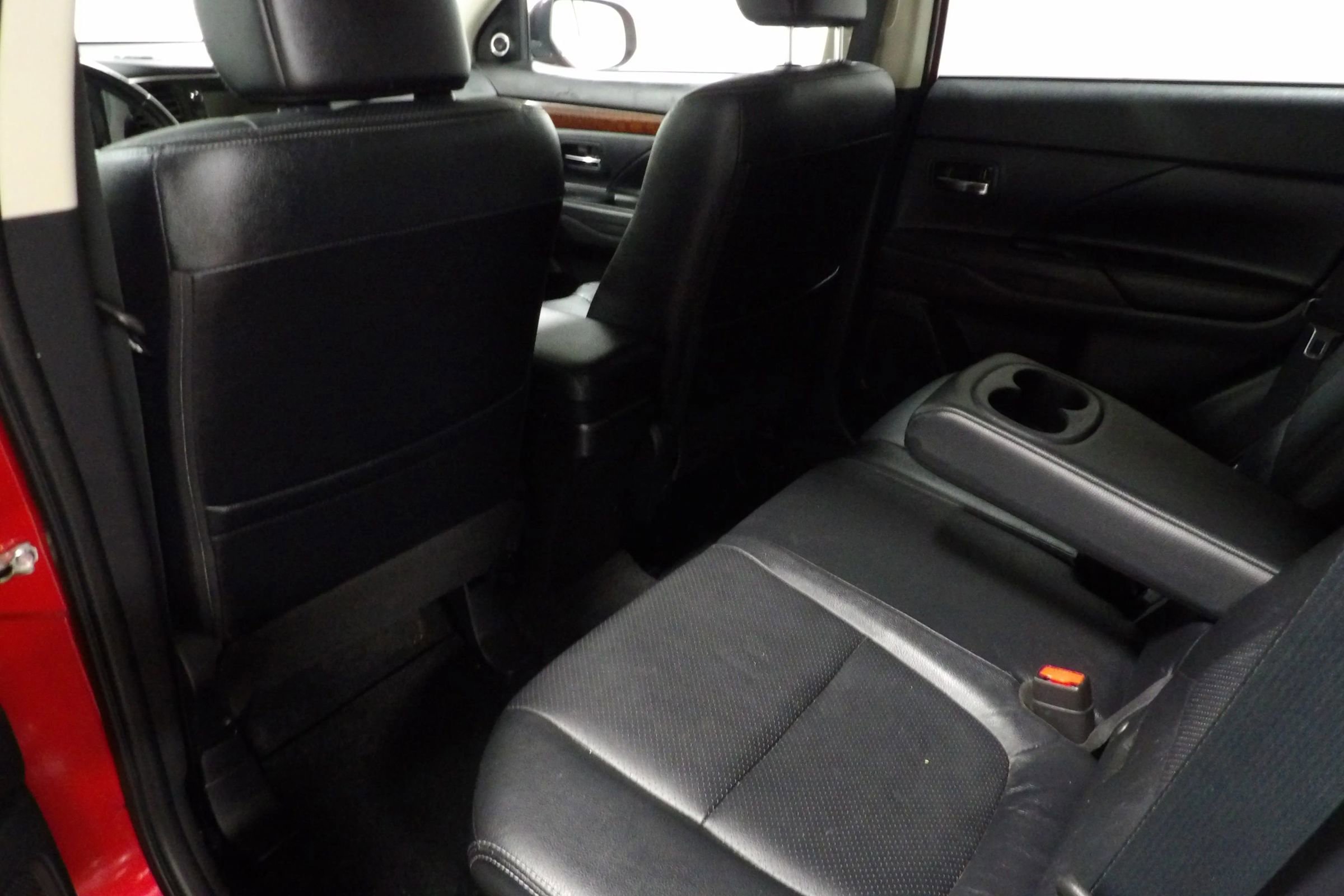 Used 2015 Mitsubishi Outlander GT AWD/4WD image 11