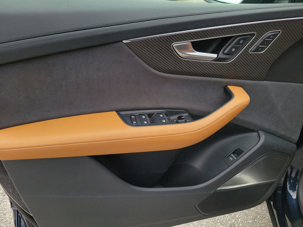 Certified 2024 Audi RS Q8 AWD/4WD image 17