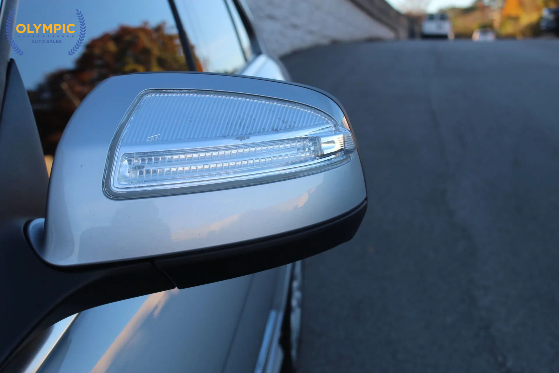 Used 2008 Mercedes-Benz C 300 Sedan w/ P1 Pkg image 6