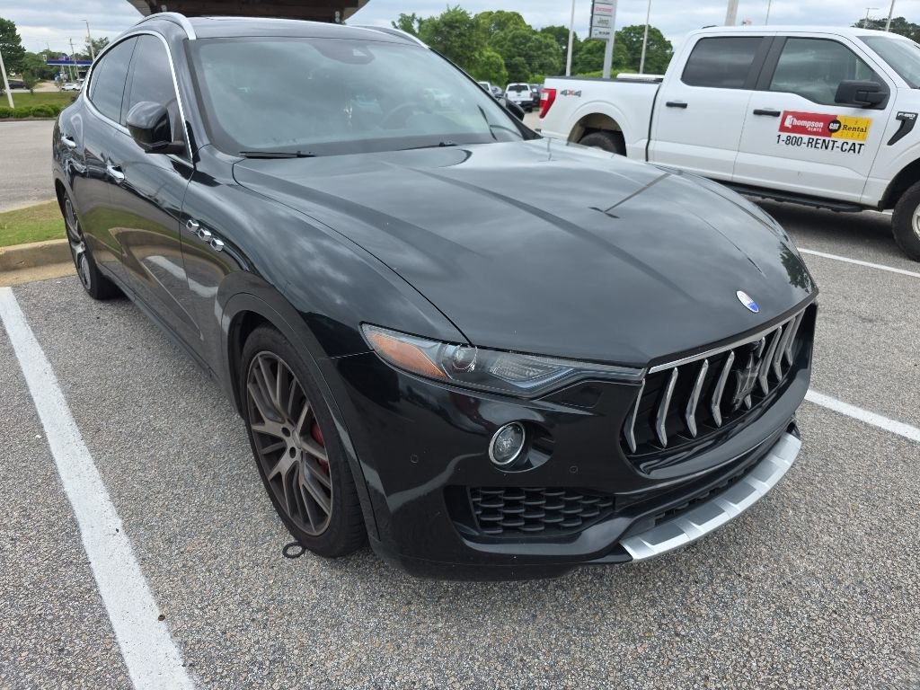 Used 2017 Maserati Levante S AWD/4WD image 6
