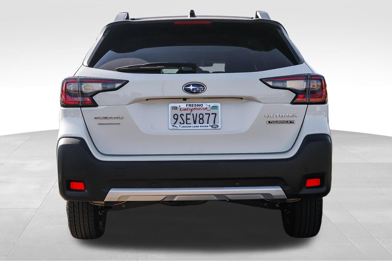 Used 2025 Subaru Outback Touring XT AWD/4WD image 6