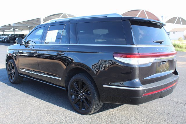 Used 2024 Lincoln Navigator L Reserve image 12