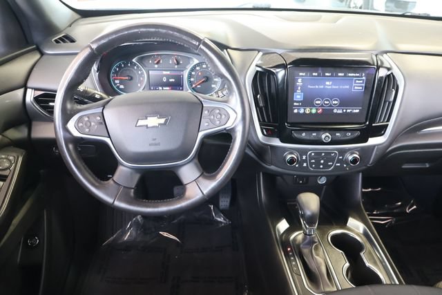 Used 2022 Chevrolet Traverse LT FWD image 18