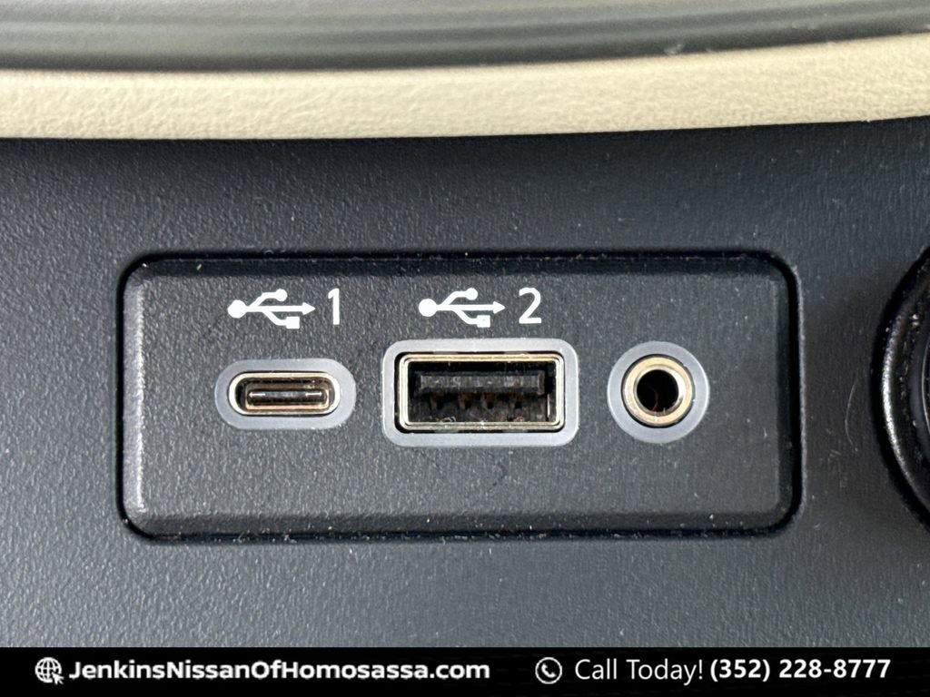 Certified 2023 Nissan Murano SL w/ SL Moonroof Package image 37