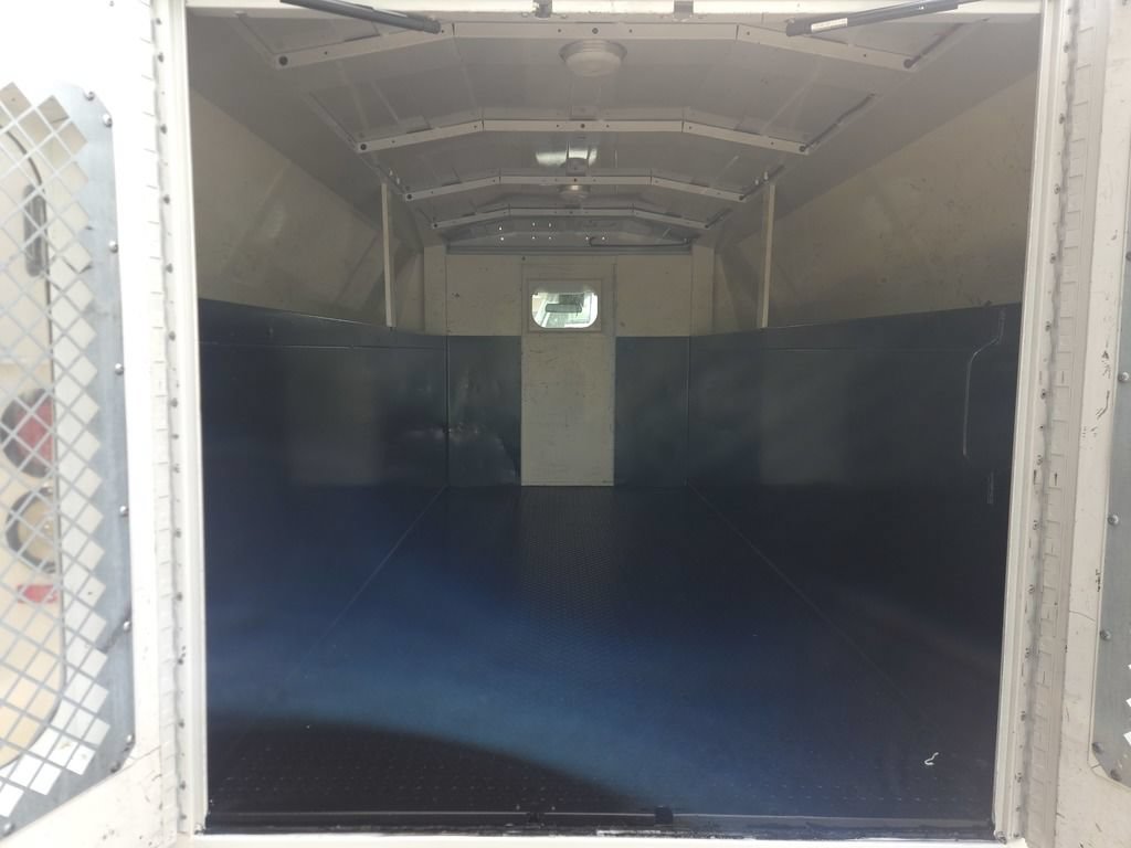 Used 2019 Chevrolet Express 3500 RWD image 11