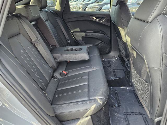 Used 2023 Audi Q4 e-tron Premium Plus w/ Premium Plus AWD/4WD image 6