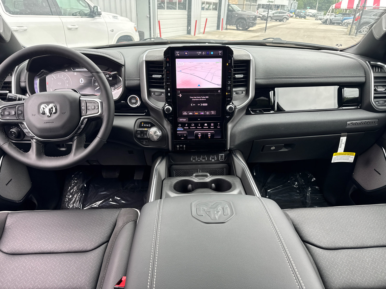 New 2026 RAM 1500 Laramie w/ Advanced Safety Group II AWD/4WD image 8