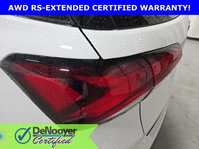 Used 2023 Chevrolet Equinox RS image 33