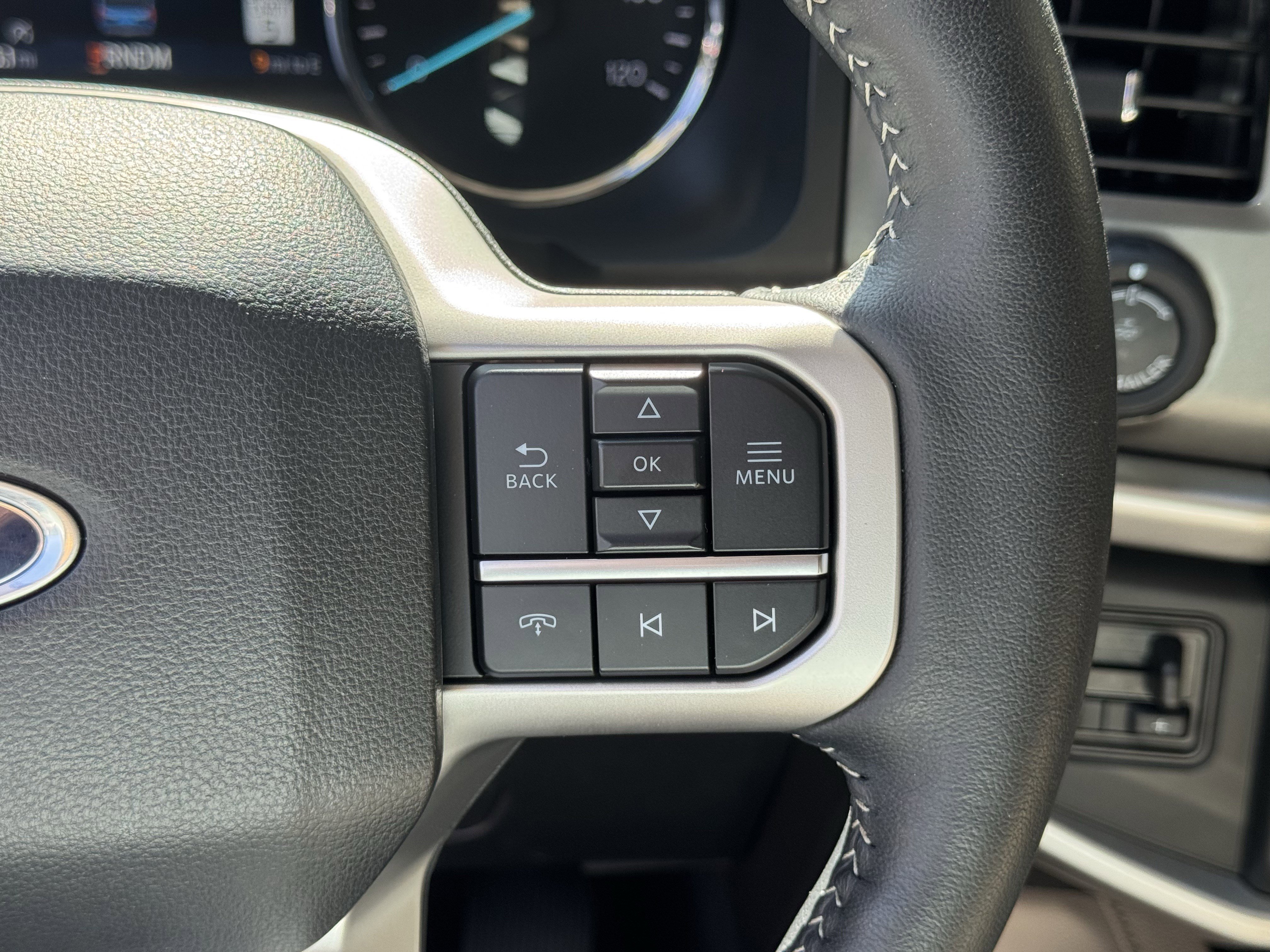 Used 2024 Ford Expedition Max XLT RWD image 26