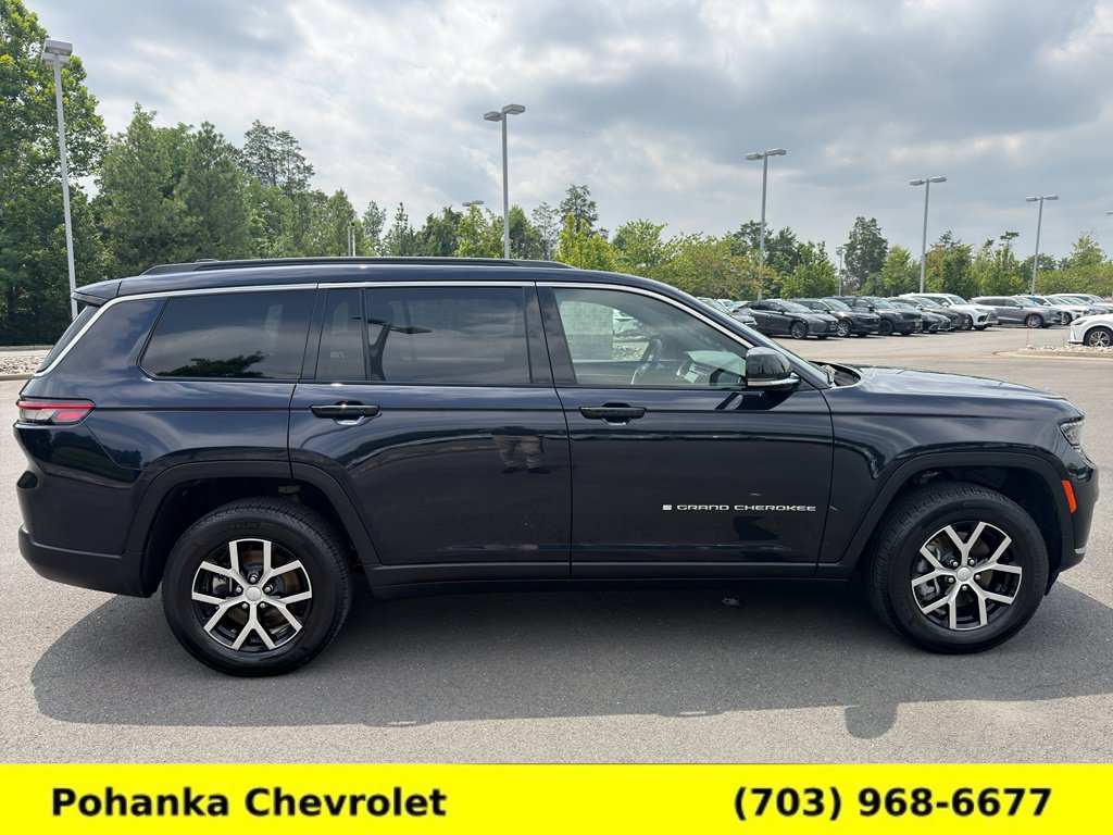 Used 2024 Jeep Grand Cherokee L Limited AWD/4WD image 8