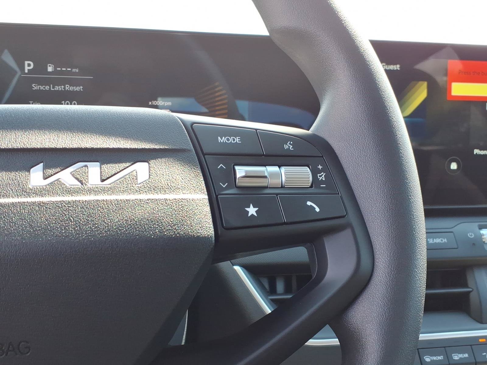 New 2026 Kia K4 FWD image 20