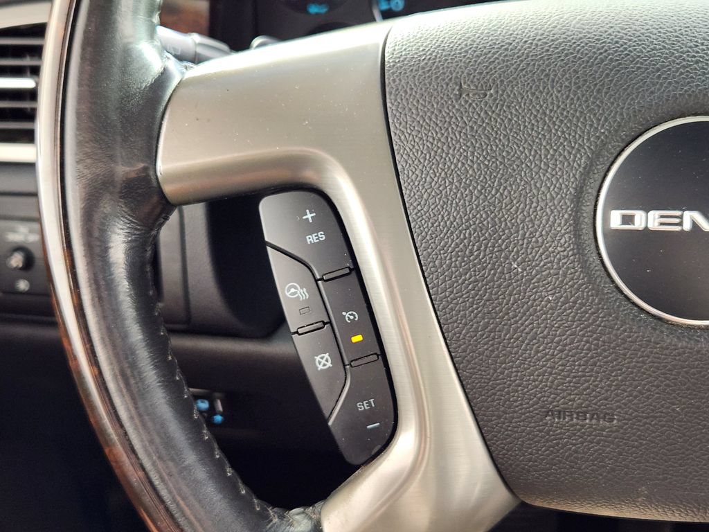 Used 2012 GMC Yukon XL Denali AWD/4WD image 19