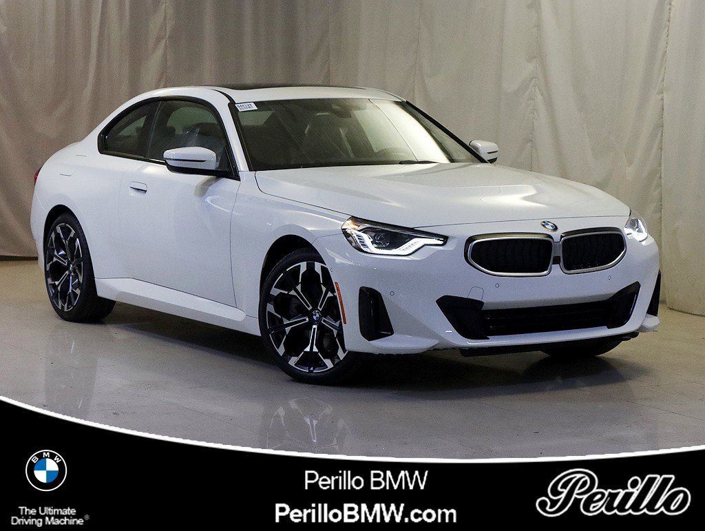 Used 2025 BMW 230i xDrive Coupe w/ Premium Package image 1