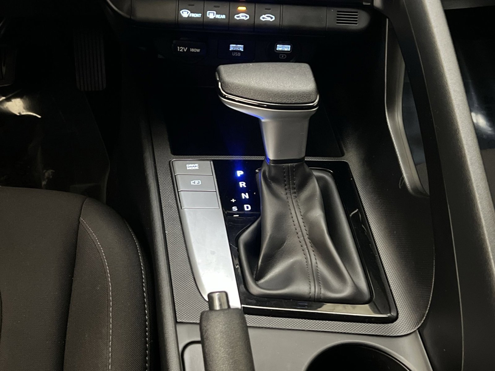 Used 2023 Hyundai Elantra SEL image 20