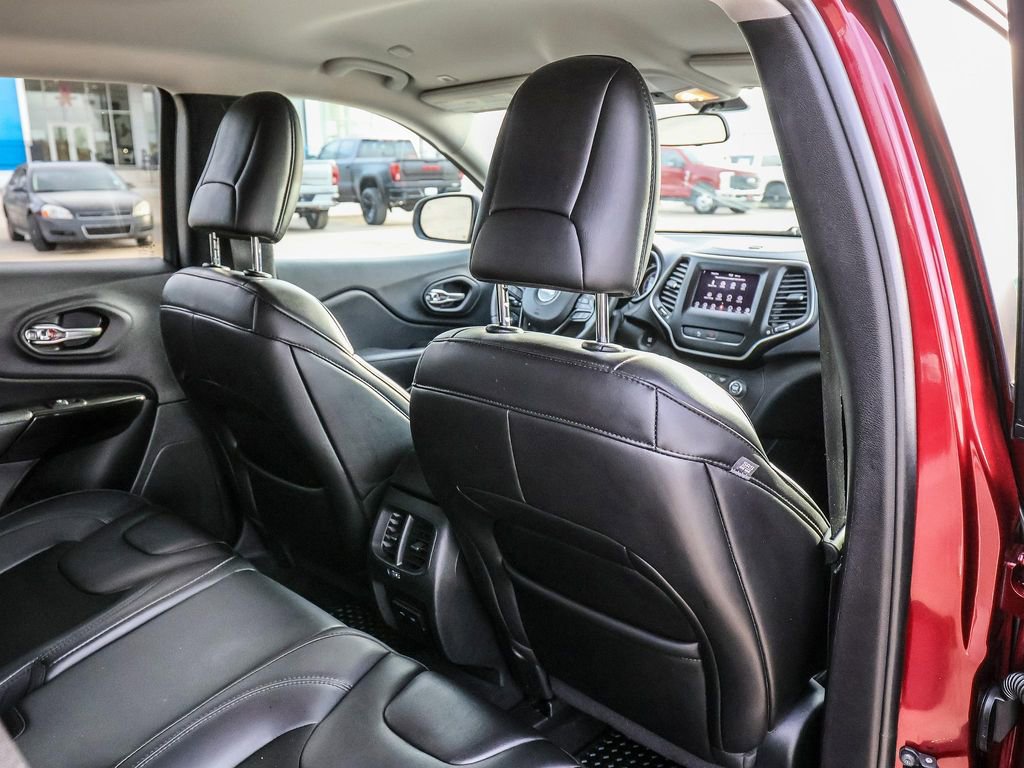 Used 2019 Jeep Cherokee Latitude Plus image 21