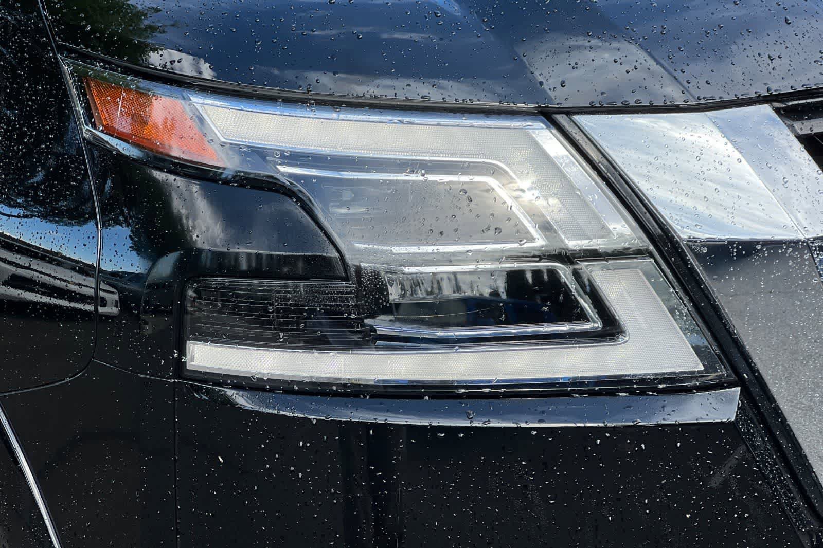 Certified 2024 Nissan Armada SL RWD image 36