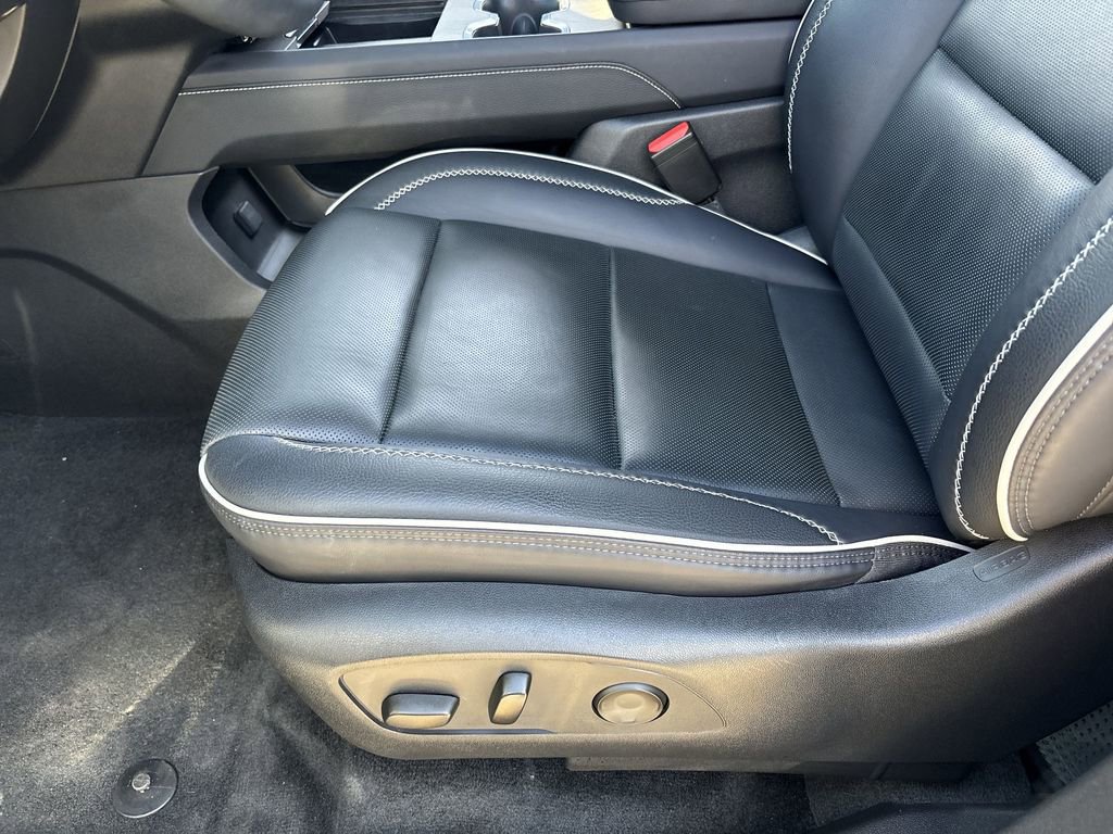 Used 2024 GMC Acadia Denali w/ Super Cruise Package image 19