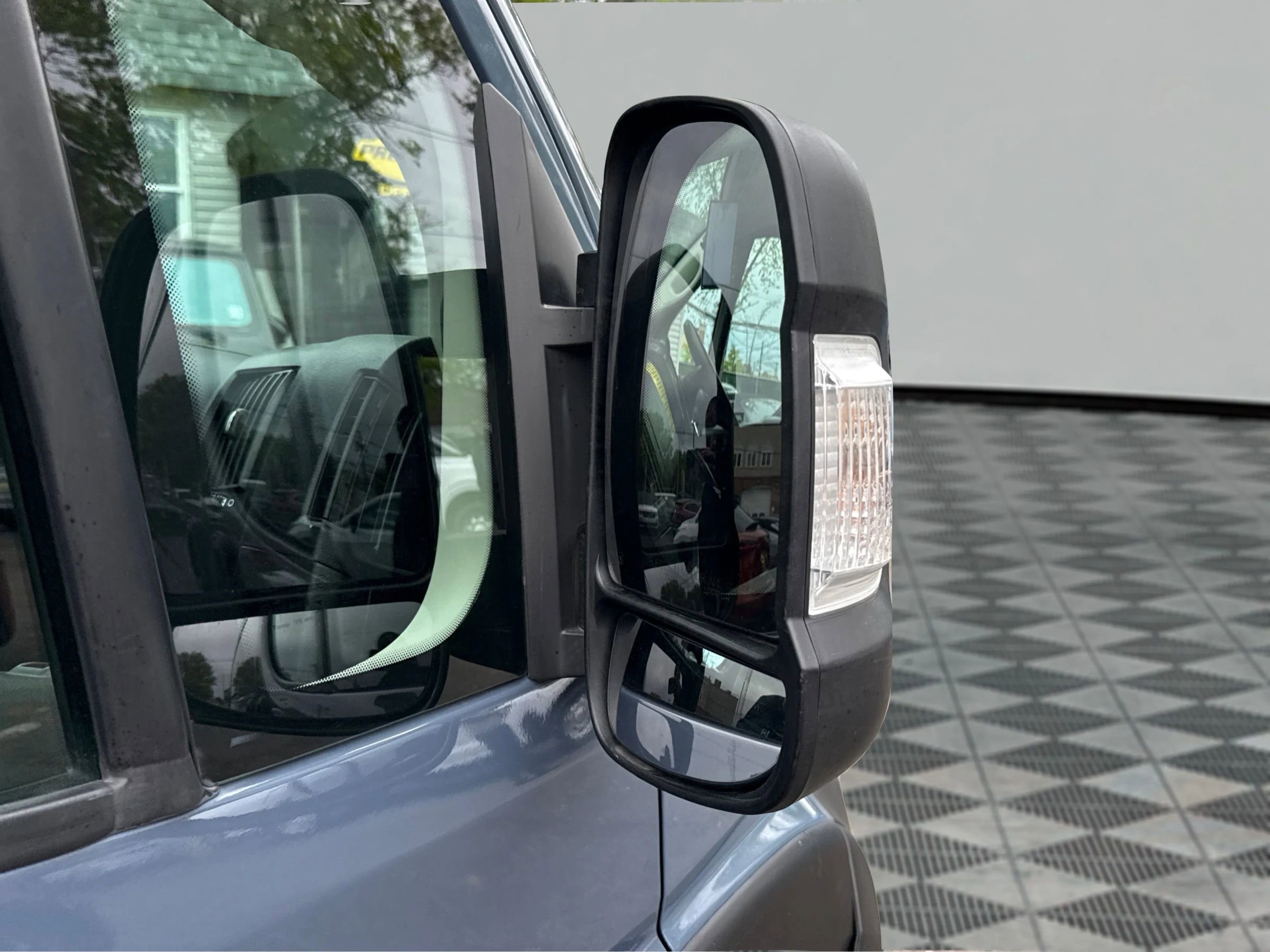 Used 2019 RAM ProMaster 3500 FWD image 25