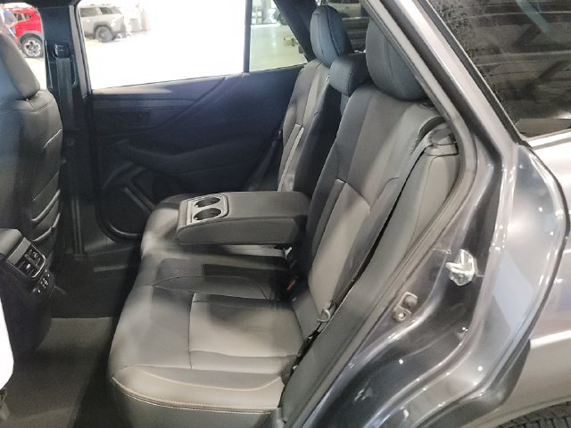 Used 2025 Subaru Outback Wilderness AWD/4WD image 7