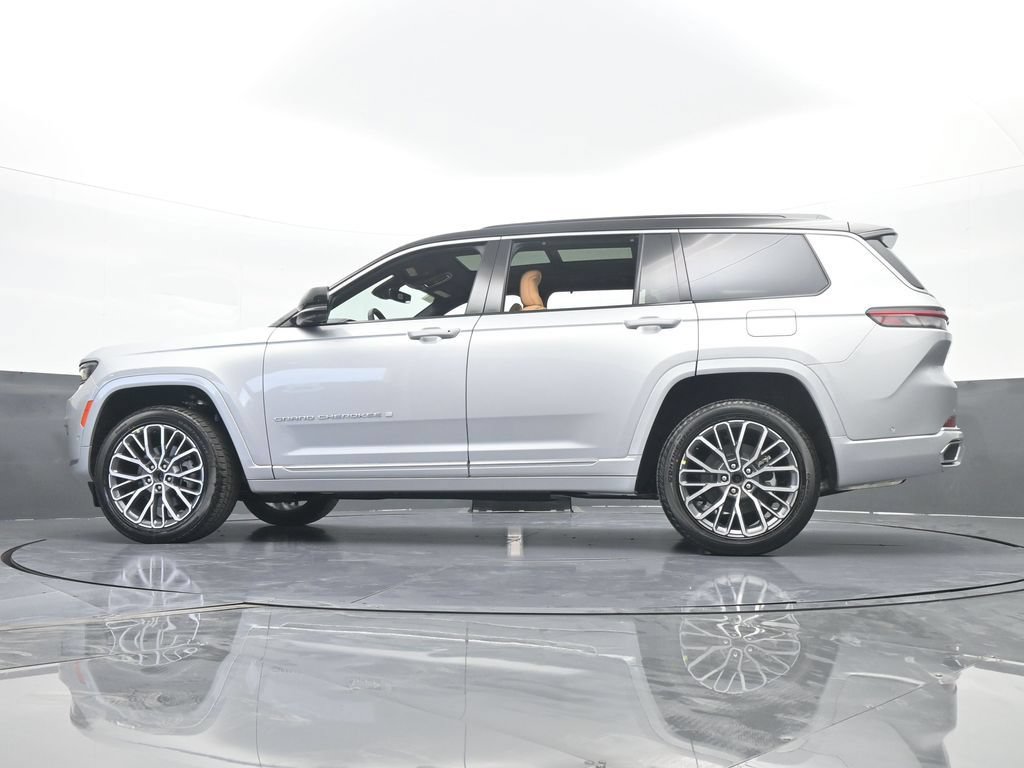 New 2025 Jeep Grand Cherokee L Summit AWD/4WD image 70