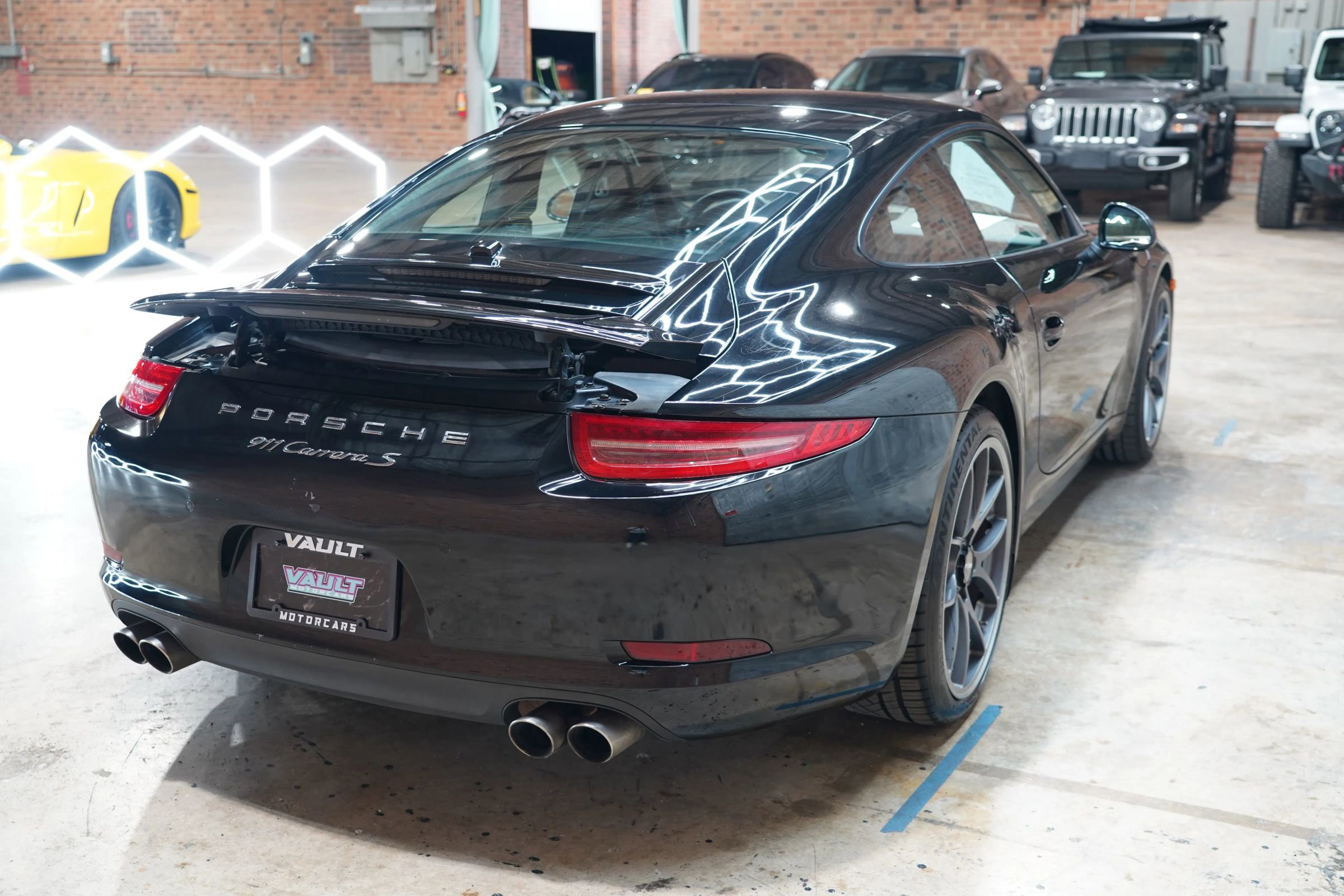 Used 2012 Porsche 911 Carrera S image 17