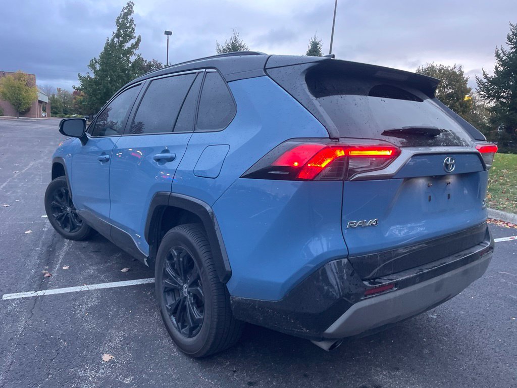 Used 2023 Toyota RAV4 XSE AWD/4WD image 7