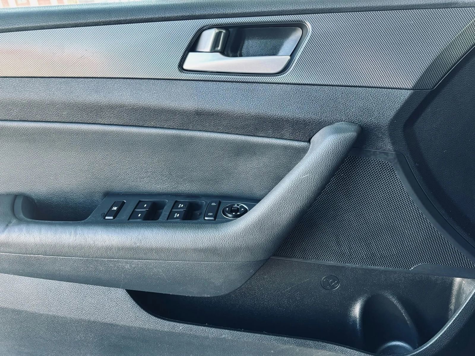 Used 2016 Hyundai Sonata Sport w/ Option Group 02 image 24