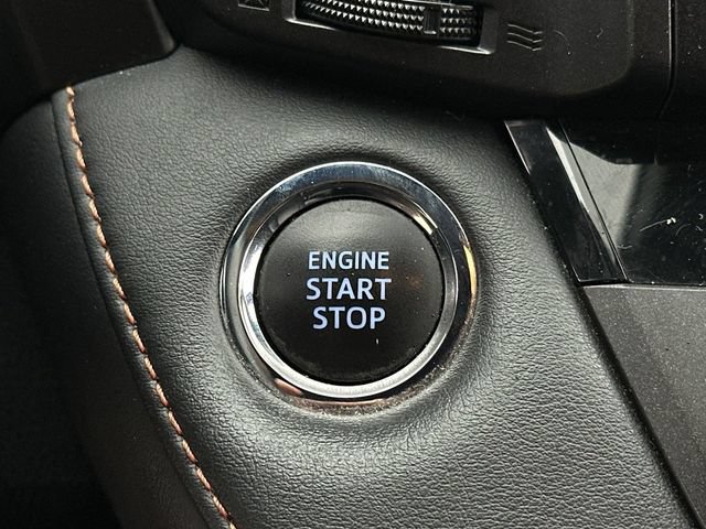 Used 2018 Toyota RAV4 SE w/ Power Extra Value Package FWD image 22