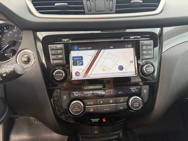 Used 2016 Nissan Rogue SL w/ SL Premium Package AWD/4WD image 14