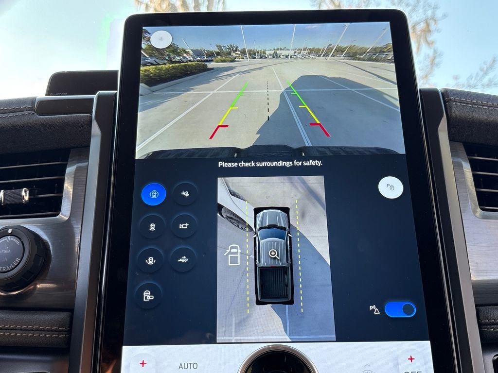 Used 2024 Ford F150 Lightning Flash image 26