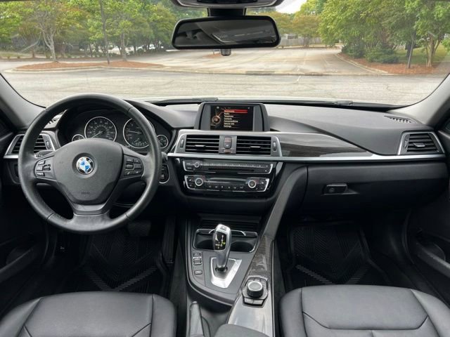 Used 2016 BMW 320i Sedan RWD image 27
