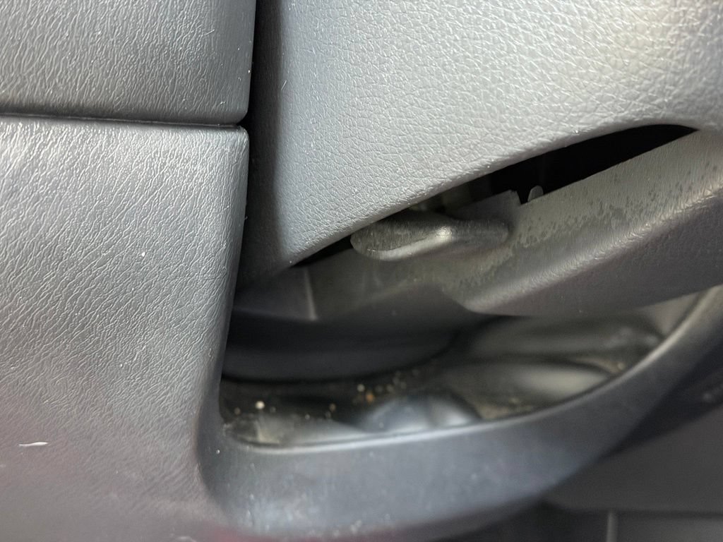 Used 2019 Nissan Pathfinder SV FWD image 40