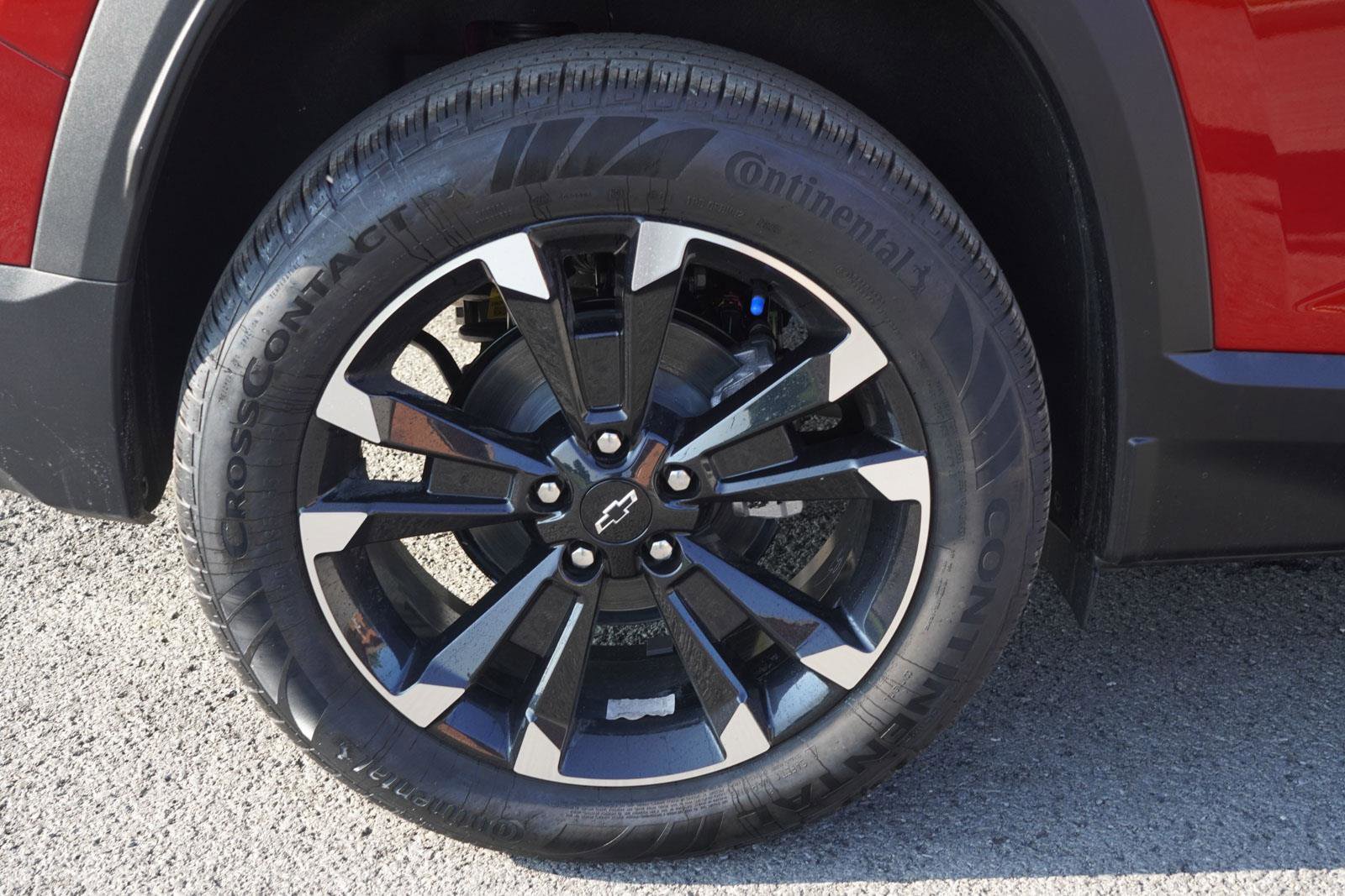 New 2026 Chevrolet Equinox RS image 12