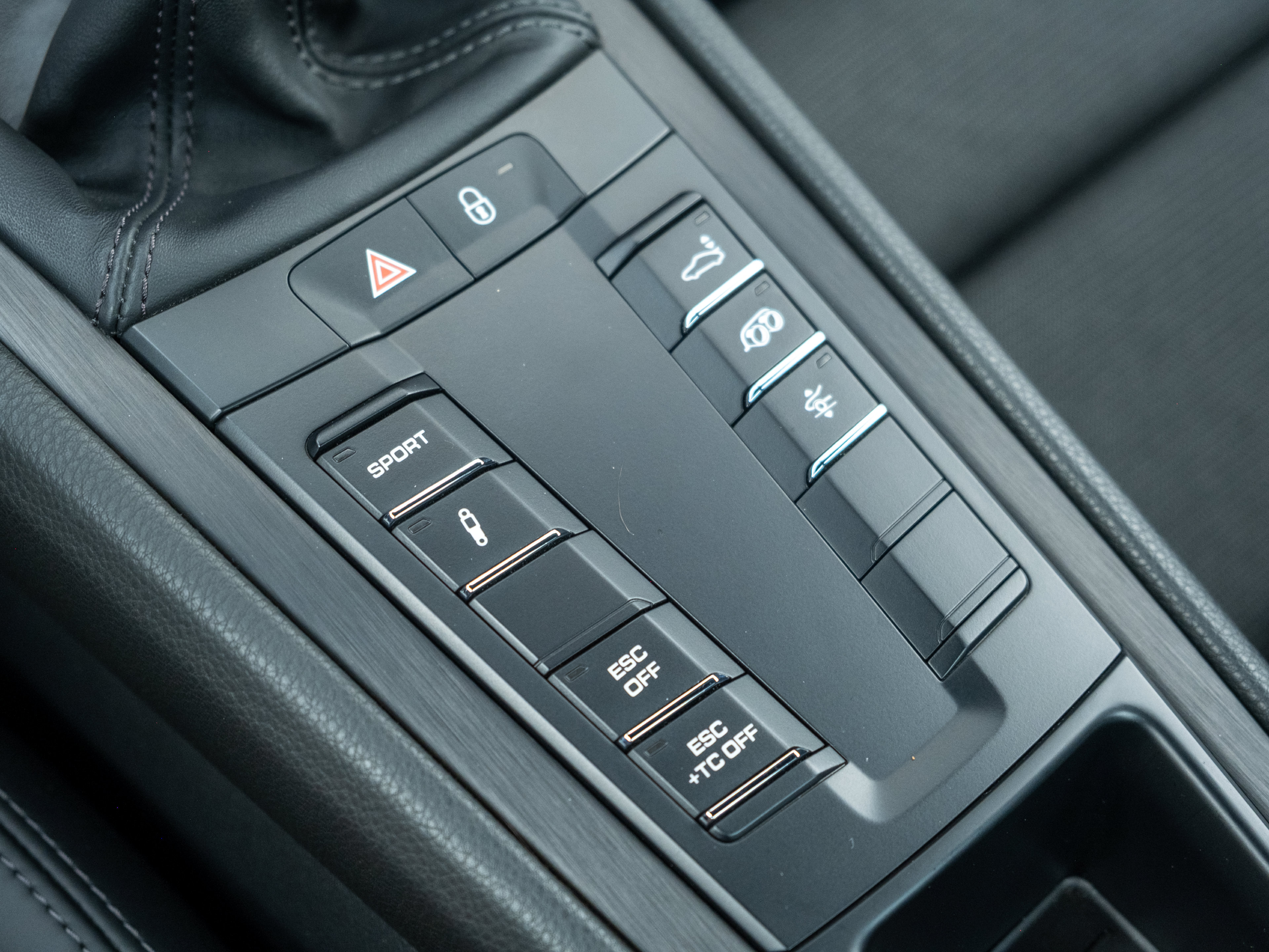 Certified 2018 Porsche 911 GT3 RWD image 33