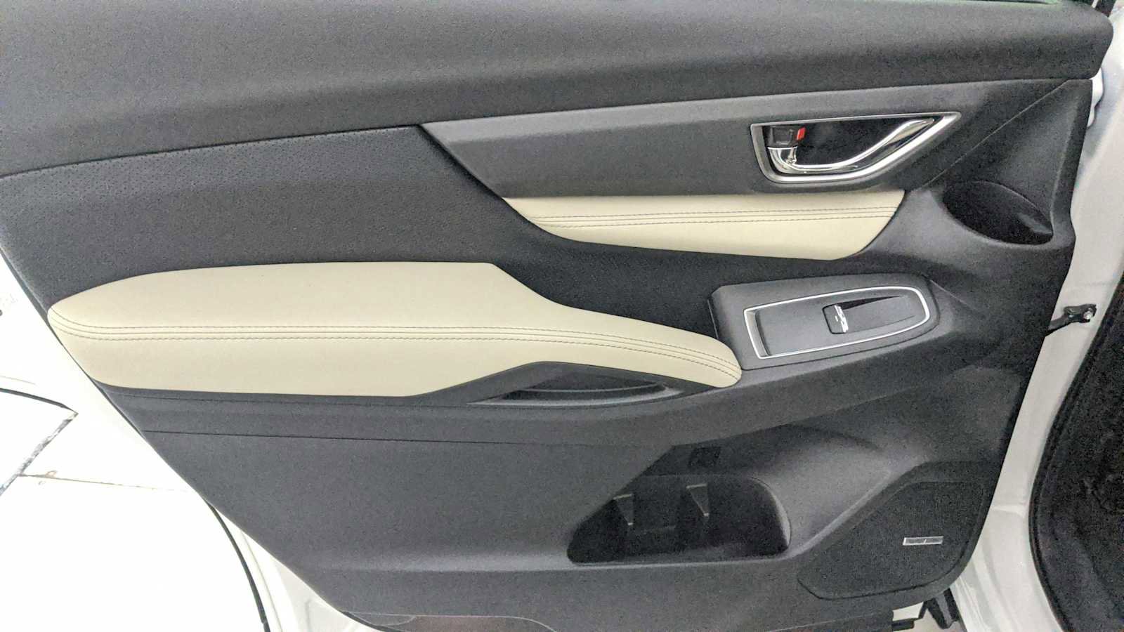 New 2025 Subaru Ascent Limited w/ Popular Package #2 image 21