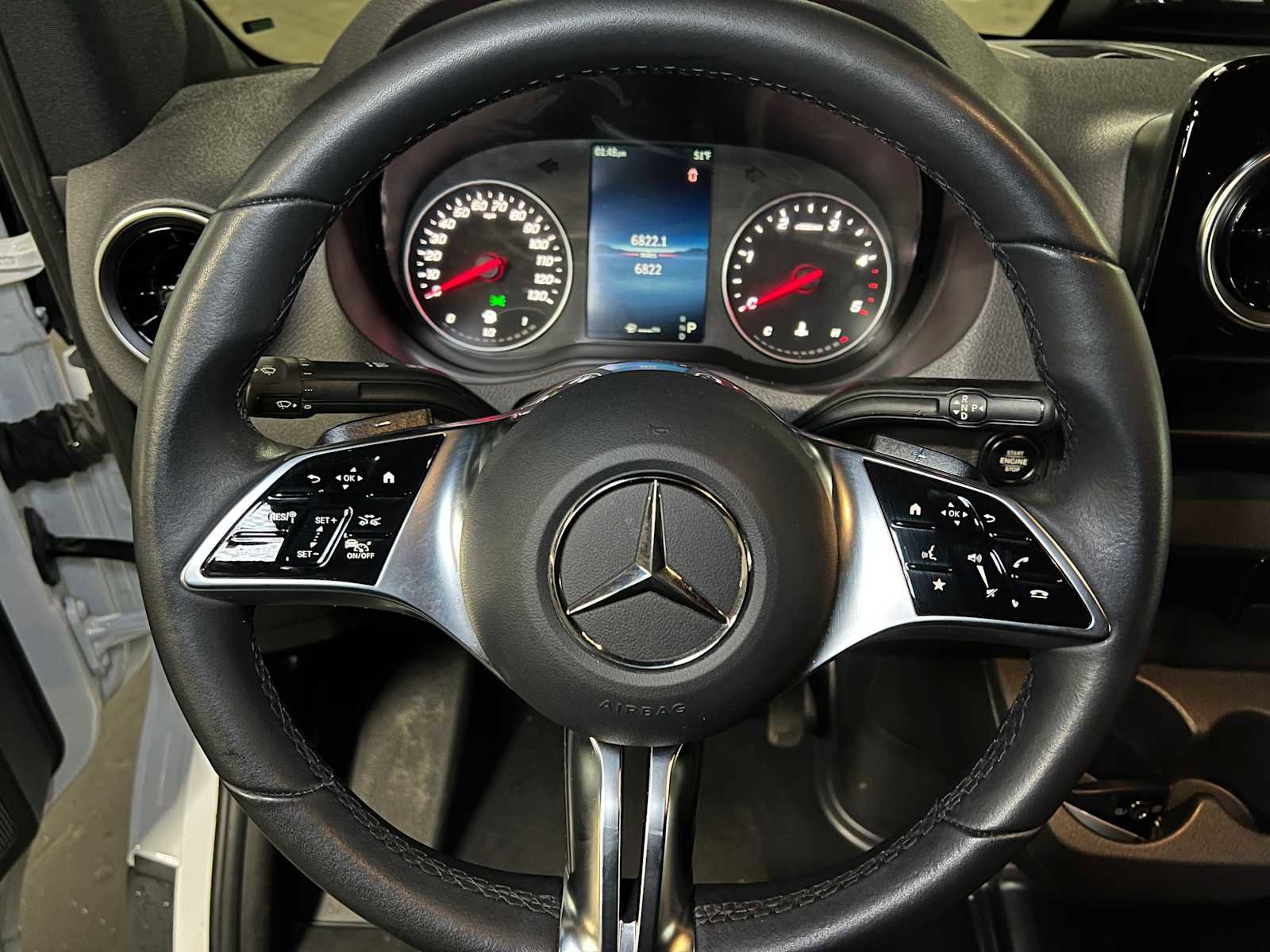 Used 2025 Mercedes-Benz Sprinter 2500 image 25